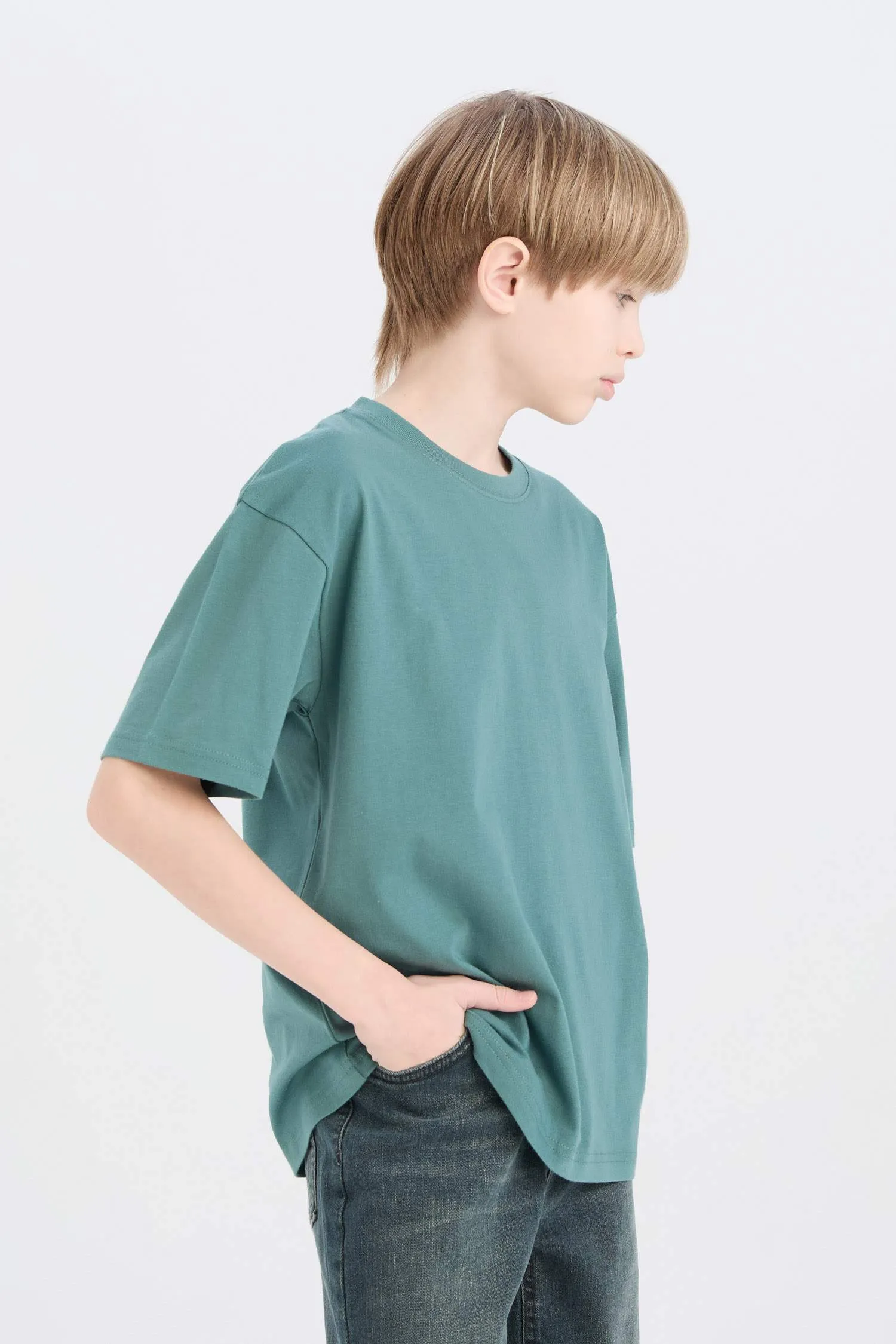 Boy Oversize Fit Crew Neck Basic T-Shirt