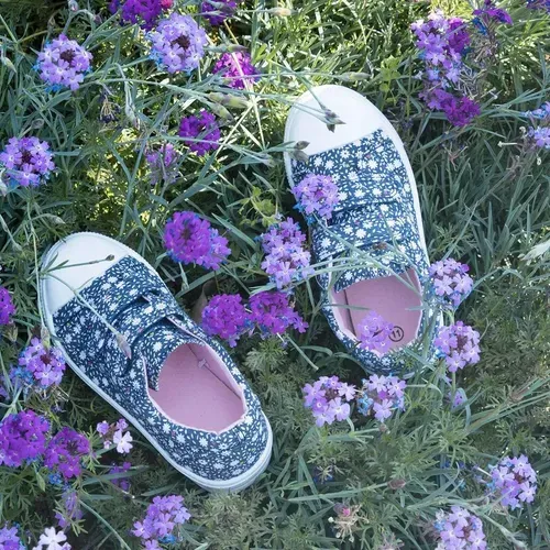 Boys and Girls Navy Flowers Sneakers - K KomForme