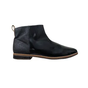 Clarks Drew Fun Kid Ankle Boots – Black Patent with Sparkle Heel – Size UK 2 / EU 34 / US 2.5