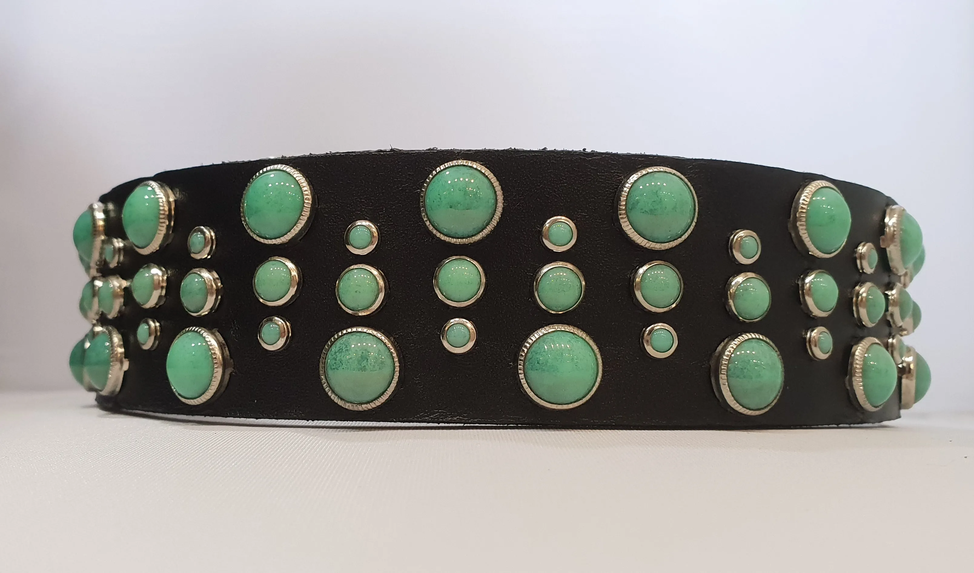 Drops 1.5" Collar Black Leather / Turquoise Stones
