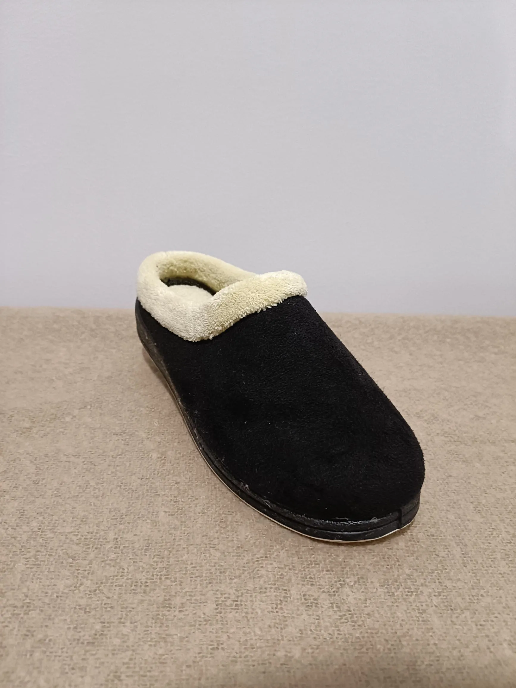 Endy Slipper