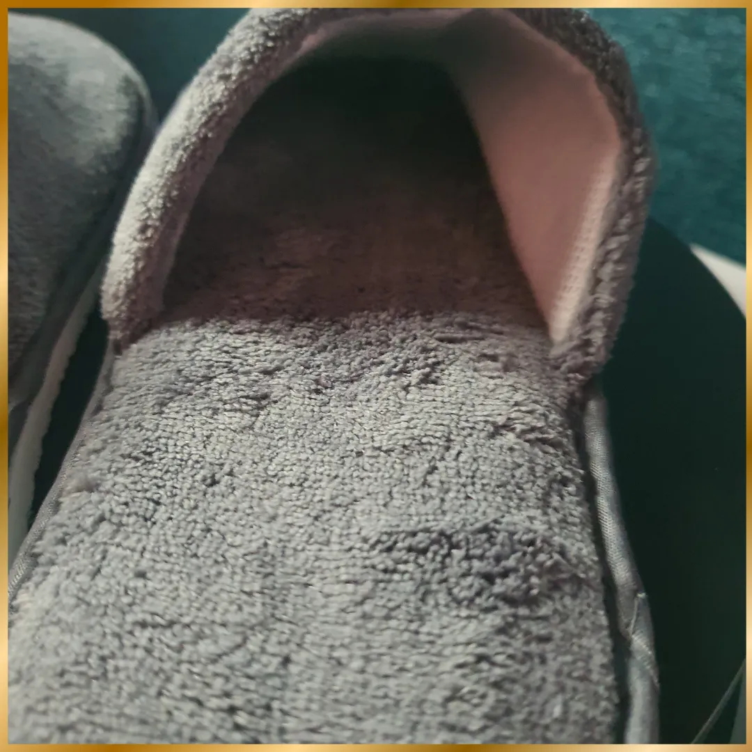 Grey Fleece Slippers (Unisex)