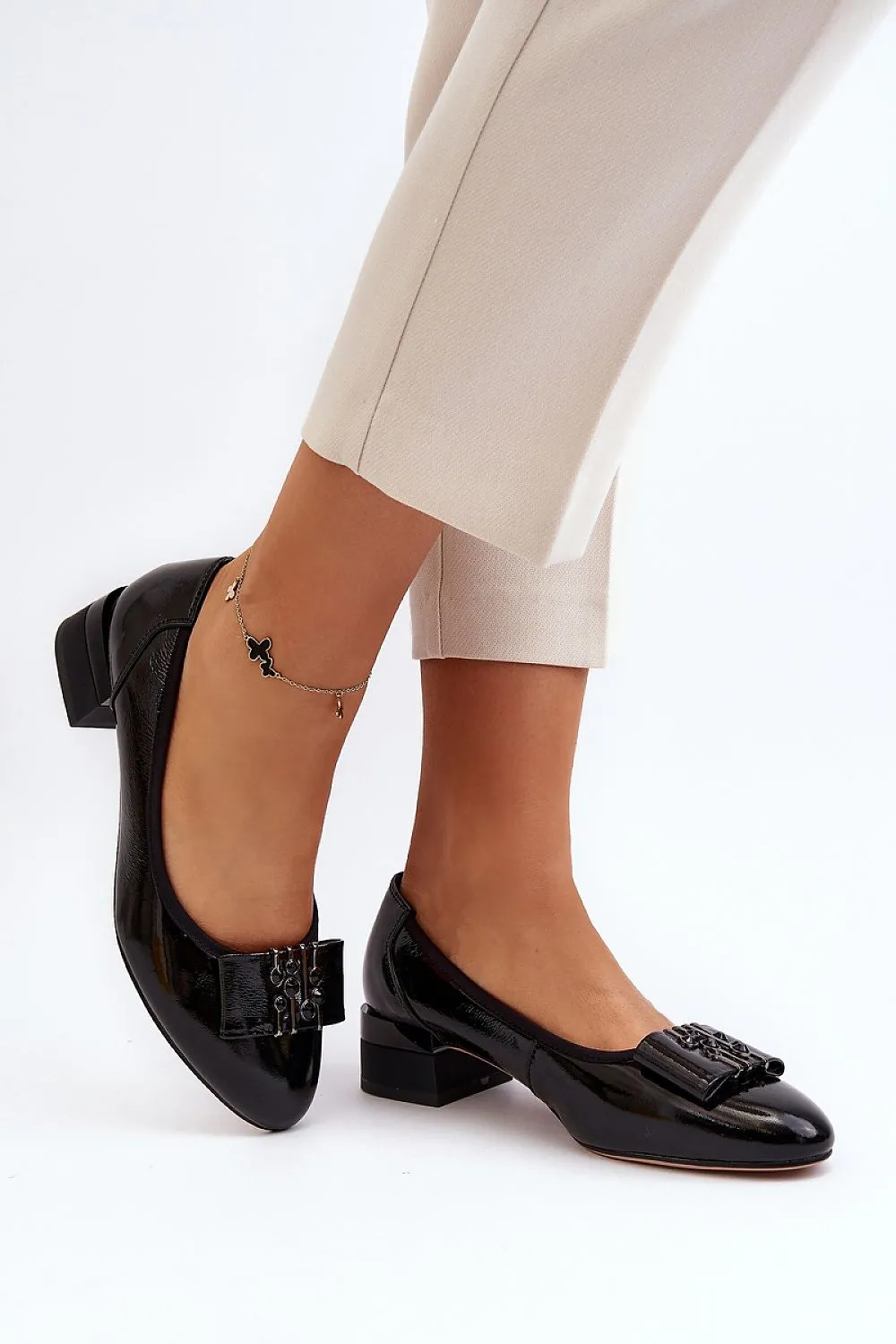 Heel pumps