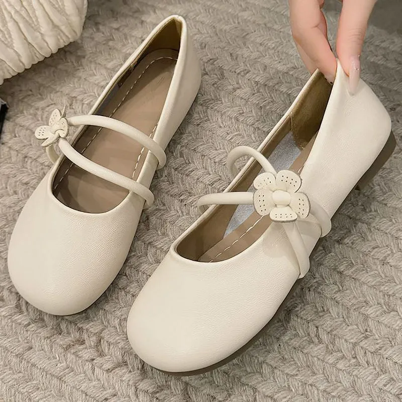 Lace-Up Flower-Decorated Soft-Soled Leather Shoes