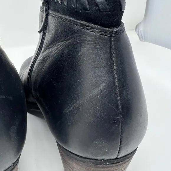 OluKai Kamahoi Ankle Bootie - Women's Black/Black 10