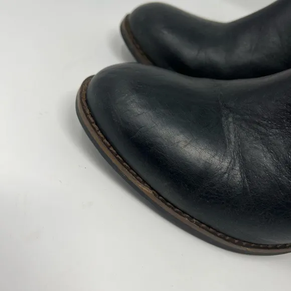 OluKai Kamahoi Ankle Bootie - Women's Black/Black 10