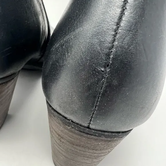 OluKai Kamahoi Ankle Bootie - Women's Black/Black 10