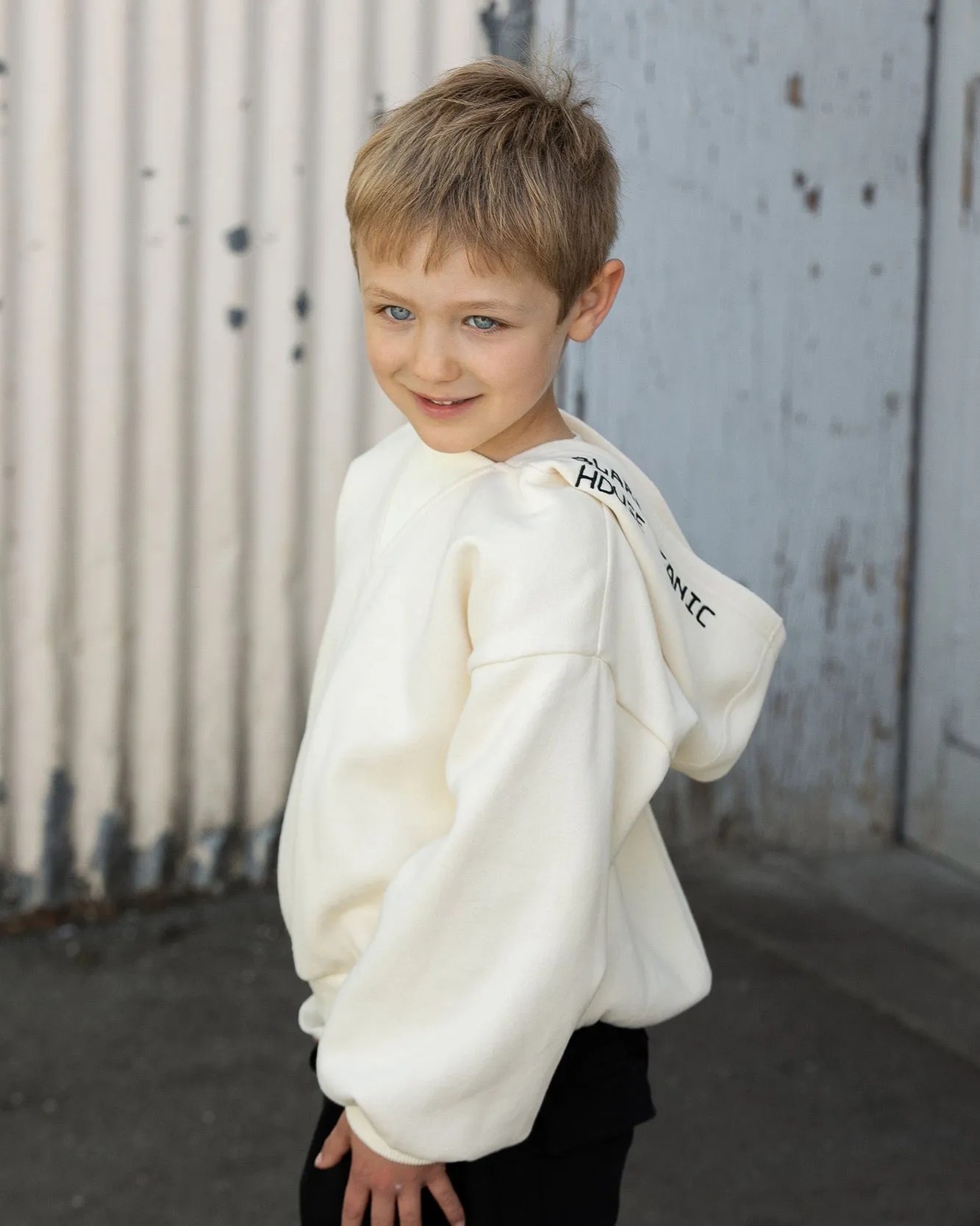 V-neck Balloon Hoodie