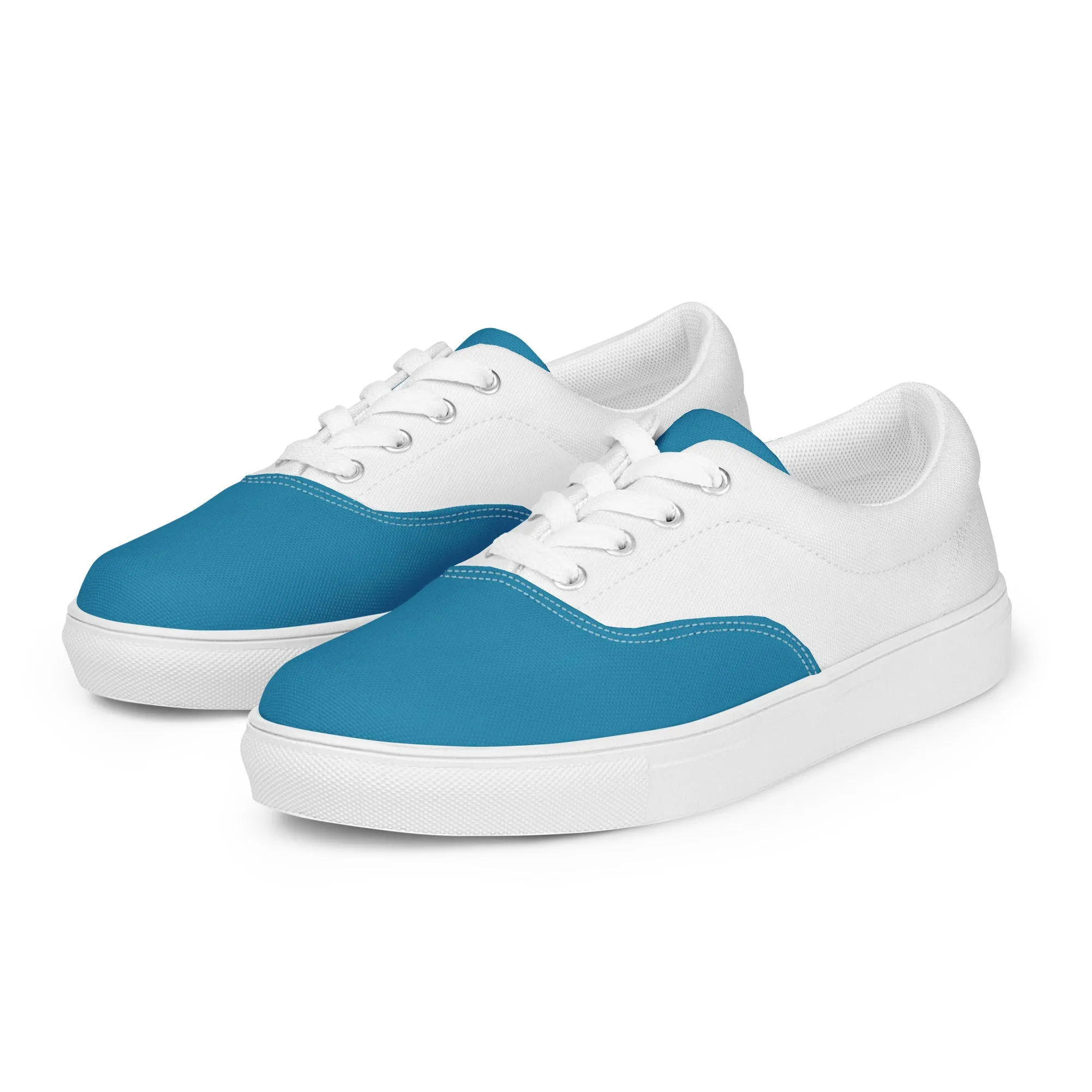 Women’s lace-up canvas shoes