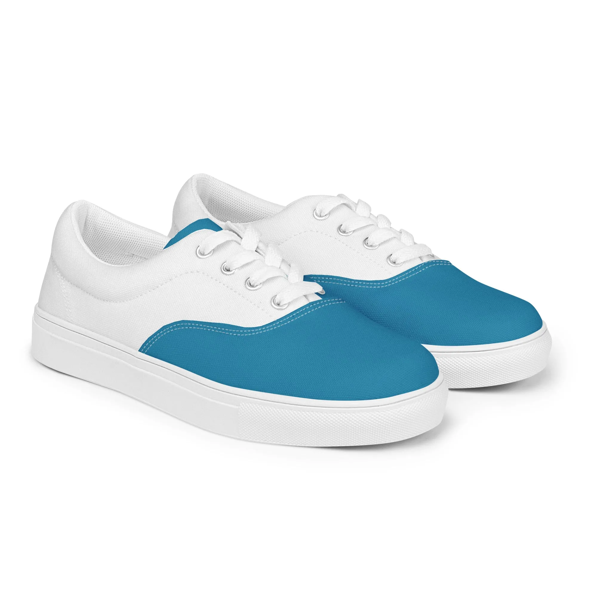 Women’s lace-up canvas shoes