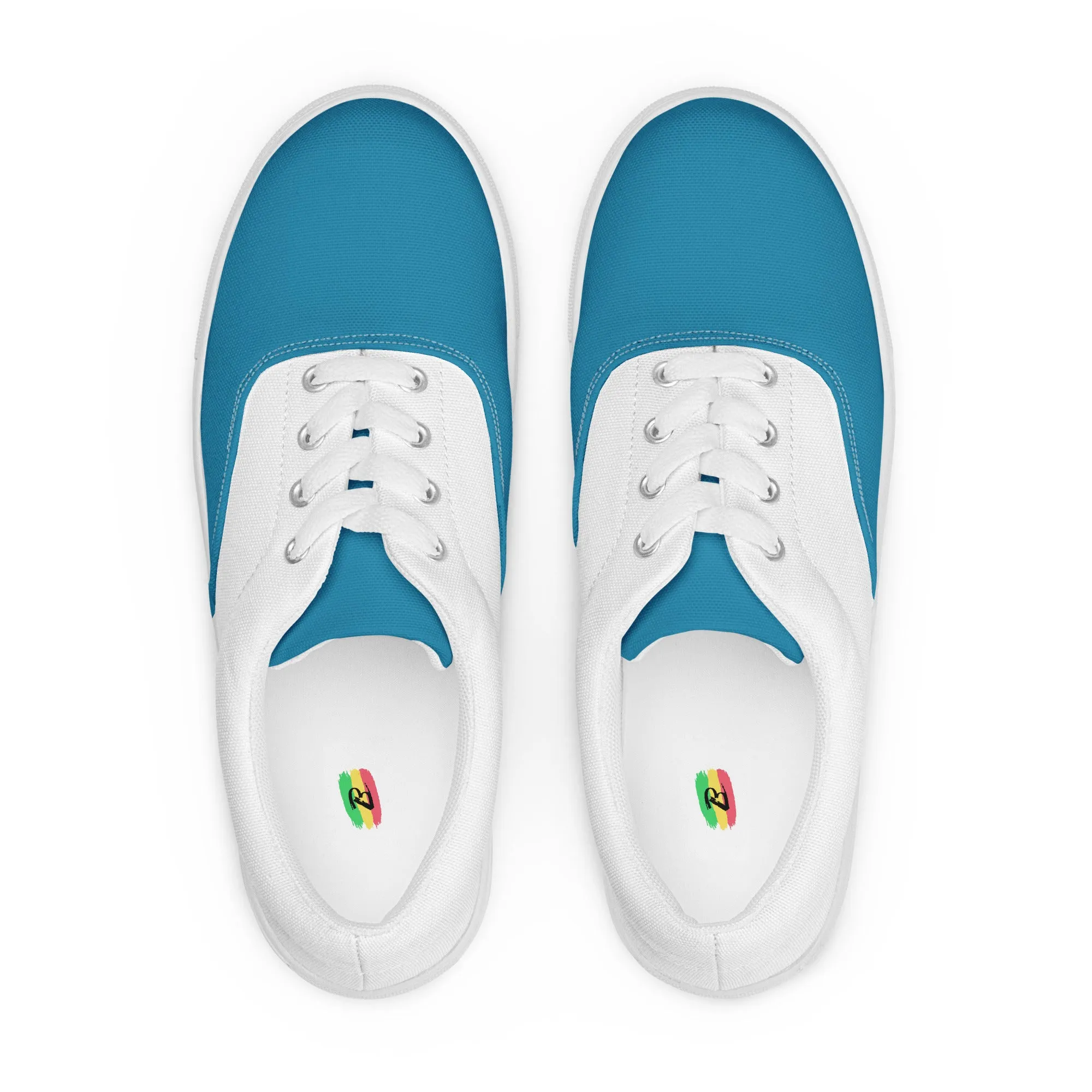 Women’s lace-up canvas shoes